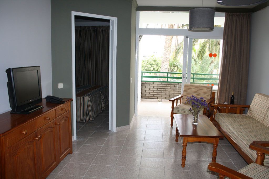 Apartamentos Walhalla Πλάγια ντελ Ινγκλές Εξωτερικό φωτογραφία