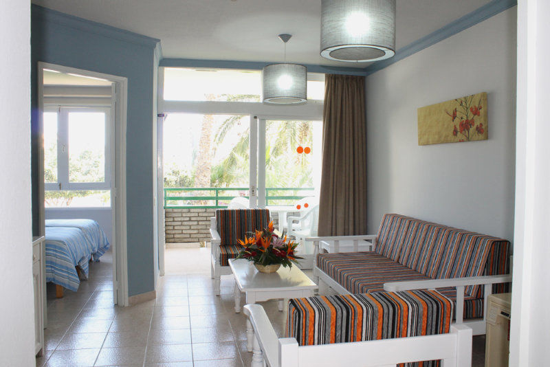 Apartamentos Walhalla Πλάγια ντελ Ινγκλές Εξωτερικό φωτογραφία